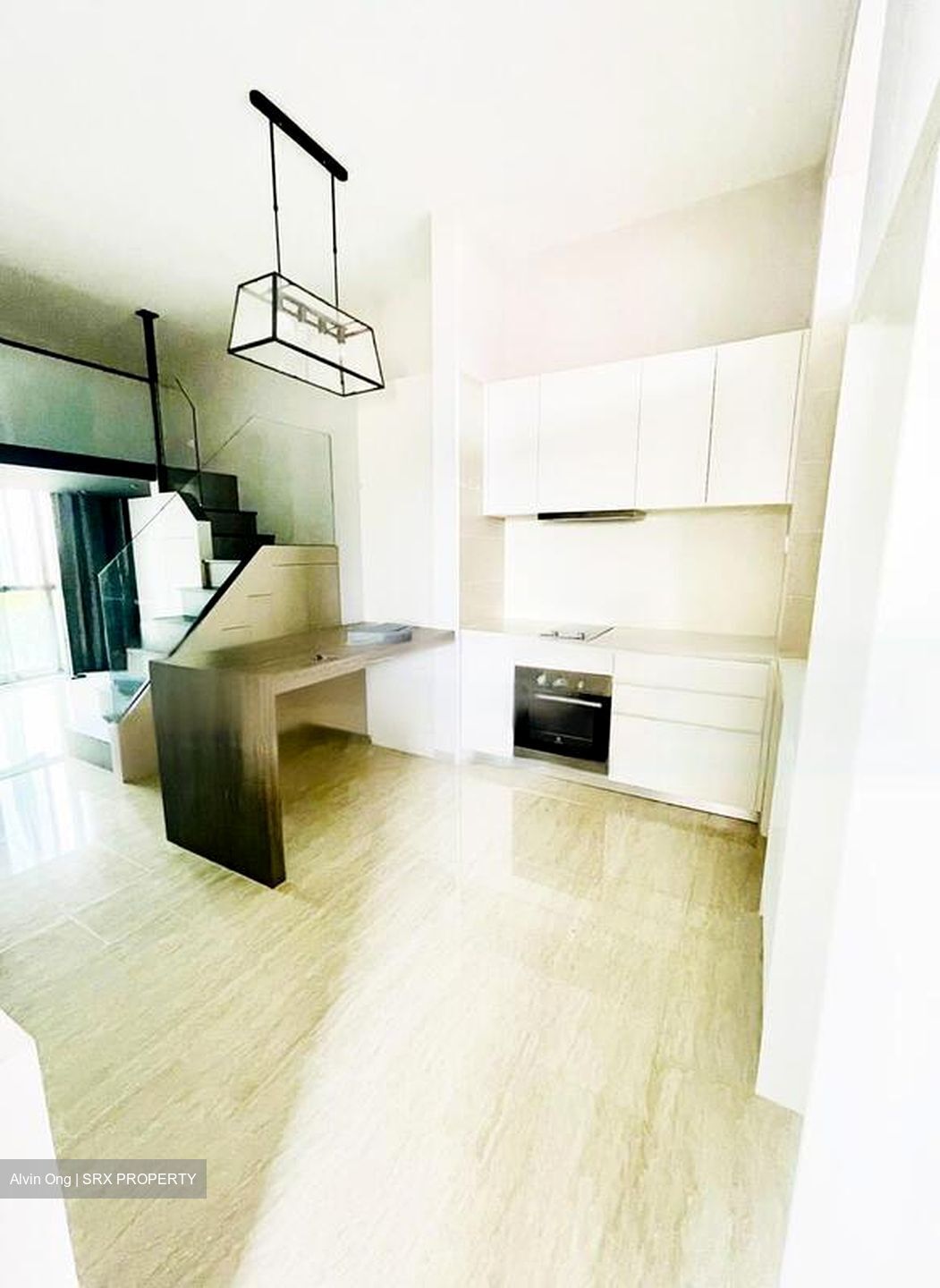 Stratum (D18), Condominium #483473561